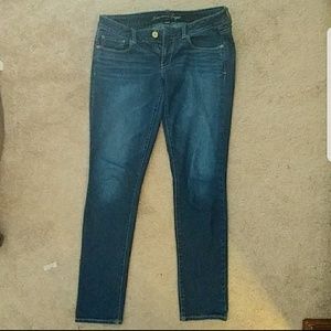American Eagle skinny jeans